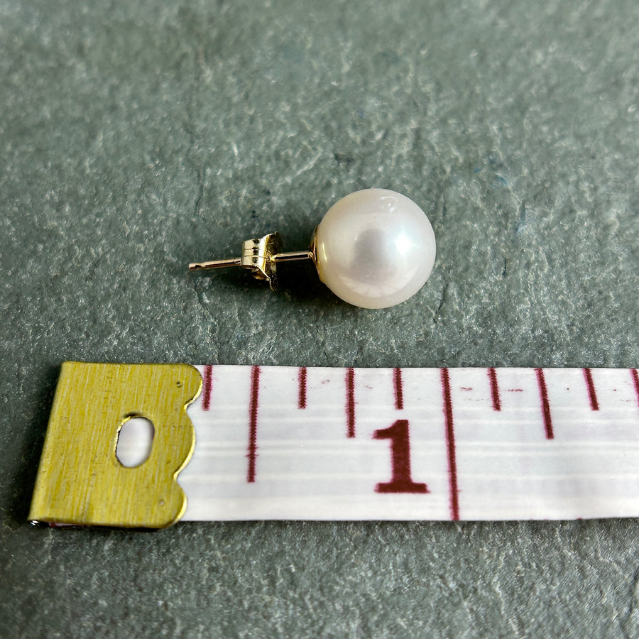 8mm Cultured Pearl Stud Earrings